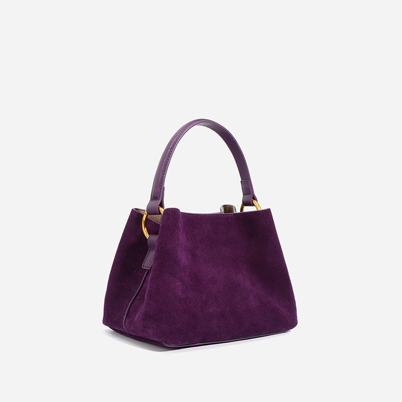 Louis Vuitton Twist MM - Epi Grained Leather